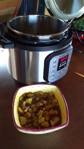 Instant Pot Duo 7-in-1 Mini Electric Pressure Cooker. Slow Rice Cooker. Steamer. Sauté. Yogurt Maker. Warmer & Sterilizer. Includes Free App with over 1900 Recipes. Stainless Steel. 3 Quart photo review