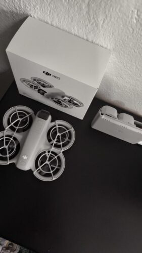 DJI Neo. Mini Drone with 4K UHD Camera for Adults. 135g Self Flying Drone that Follows You. Palm Takeoff. Subject Tracking. QuickShots. Stabilized Video. Built-In Propeller Guard (Controller-Free) photo review