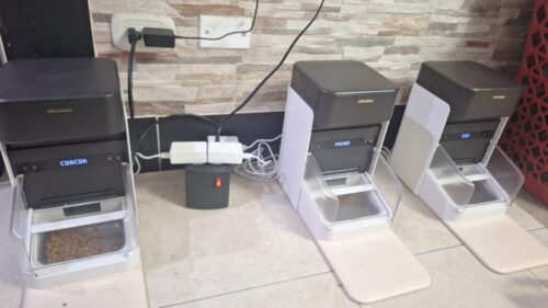 PETLIBRO RFID Automatic Cat Feeder. Collar Tag-Activated Personalized Meals. 5G&2.4G Wi-Fi Programmable Cat Food Dispenser with Cats Recognition & Diet Tracking for Multi-Pet Homes and Different Diets photo review