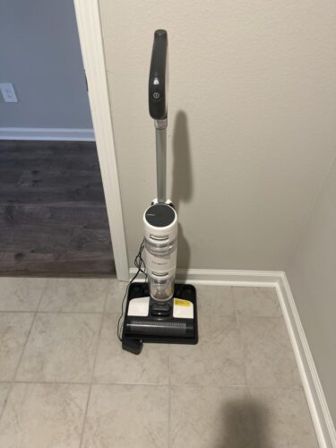 Tineco iFLOOR 3 Breeze Complete Wet Dry Vacuum Cordless Floor Cleaner and Mop One-Step Cleaning for Hard Floors photo review