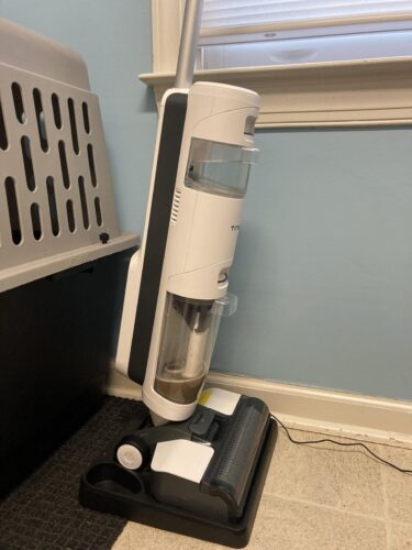 Tineco iFLOOR 3 Breeze Complete Wet Dry Vacuum Cordless Floor Cleaner and Mop One-Step Cleaning for Hard Floors photo review