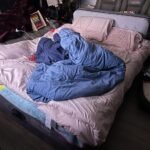 Intex 64447ED Dura-Beam Deluxe Ultra Plush Air Mattress with Headboard: Fiber-Tech – Queen Size – Built-in Electric Pump – 18in Bed Height – 600lb Weight Capacity photo review