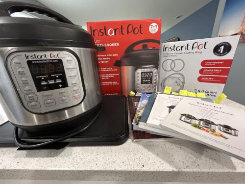 Instant Pot Duo 7-in-1 Mini Electric Pressure Cooker. Slow Rice Cooker. Steamer. Sauté. Yogurt Maker. Warmer & Sterilizer. Includes Free App with over 1900 Recipes. Stainless Steel. 3 Quart photo review