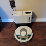 Shark AI Ultra Voice Control Robot Vacuum with Matrix Clean Navigation. Home Mapping. 60-Day Capacity. XL Self-Empty Base for Homes with Pets. Carpet & Hard Floors. Cool Grey photo review