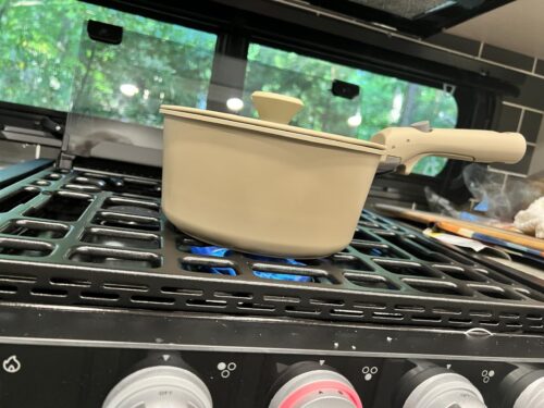 SENSARTE 17 Piece Pots and Pans Set. Nonstick Detachable Handle Cookware Set. Induction Kitchen Cookware Set with Removable Handle. Healthy Non Stick for RV. Dishwasher ＆ Oven Safe. PFOA Free (White) photo review