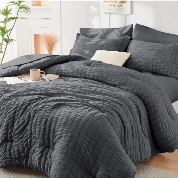 HYMOKEGE Queen Comforter Set Seersucker 7 Pieces. All Season Luxury Bed in a Bag for Bedroom. Bedding Set with Comforters. Sheets. Pillowcases & Shams. Dark Grey