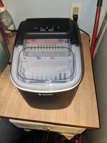 ecozy Portable Countertop Ice Maker - 9 Ice Cubes in 6 Minutes. 26 lbs Daily Output. Self-Cleaning with Ice Bags. Scoop. and Basket for Kitchen. Office. Bar. Party - Black photo review