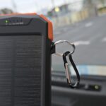 BLAVOR Solar Power Bank 10.000mAh. Portable Wireless Charger. 20W Fast Charging External Battery Pack with USB C for Cell Phones. Solar Panel Charging with Dual Flashlight for Camping photo review