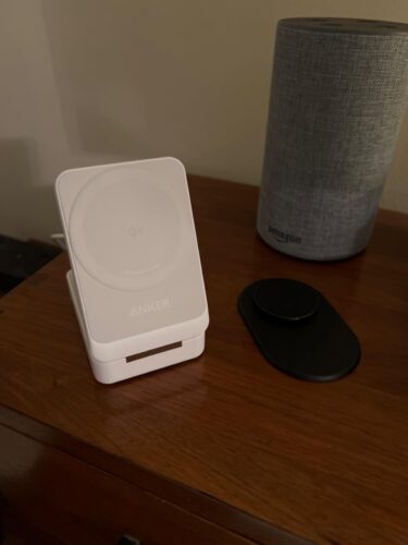Anker MagGo 3 in 1 iPhone 17 Charging Station. MagSafe-Compatible Wireless Charger Stand. Qi2 Certified 15W Foldable Charger for iPhone 17/16/15/14/13/12. AirPods. Apple Watch Ultra(Adapter Included) photo review