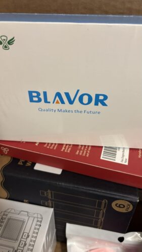 BLAVOR Solar Power Bank 10.000mAh. Portable Wireless Charger. 20W Fast Charging External Battery Pack with USB C for Cell Phones. Solar Panel Charging with Dual Flashlight for Camping photo review