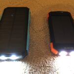 BLAVOR Solar Power Bank 10.000mAh. Portable Wireless Charger. 20W Fast Charging External Battery Pack with USB C for Cell Phones. Solar Panel Charging with Dual Flashlight for Camping photo review