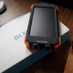 BLAVOR Solar Power Bank 10.000mAh. Portable Wireless Charger. 20W Fast Charging External Battery Pack with USB C for Cell Phones. Solar Panel Charging with Dual Flashlight for Camping photo review