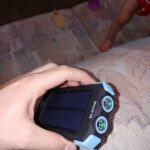 BLAVOR Solar Power Bank 10.000mAh. Portable Wireless Charger. 20W Fast Charging External Battery Pack with USB C for Cell Phones. Solar Panel Charging with Dual Flashlight for Camping photo review