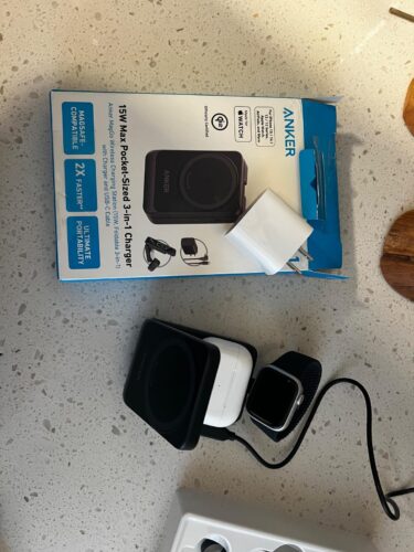 Anker MagGo 3 in 1 iPhone 17 Charging Station. MagSafe-Compatible Wireless Charger Stand. Qi2 Certified 15W Foldable Charger for iPhone 17/16/15/14/13/12. AirPods. Apple Watch Ultra(Adapter Included) photo review