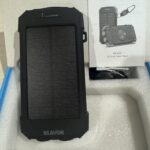 BLAVOR Solar Power Bank 10.000mAh. Portable Wireless Charger. 20W Fast Charging External Battery Pack with USB C for Cell Phones. Solar Panel Charging with Dual Flashlight for Camping photo review