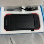 BLAVOR Solar Power Bank 10.000mAh. Portable Wireless Charger. 20W Fast Charging External Battery Pack with USB C for Cell Phones. Solar Panel Charging with Dual Flashlight for Camping photo review