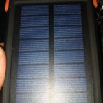 BLAVOR Solar Power Bank 10.000mAh. Portable Wireless Charger. 20W Fast Charging External Battery Pack with USB C for Cell Phones. Solar Panel Charging with Dual Flashlight for Camping photo review