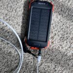 BLAVOR Solar Power Bank 10.000mAh. Portable Wireless Charger. 20W Fast Charging External Battery Pack with USB C for Cell Phones. Solar Panel Charging with Dual Flashlight for Camping photo review